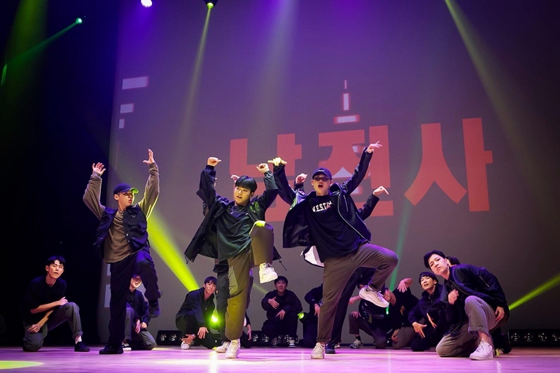 개막공연_청소년 댄스팀 호댄서스